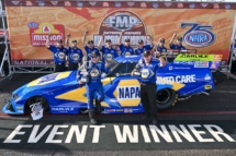 33701614-a547-e9f3-53ac-bc3877d9be5d